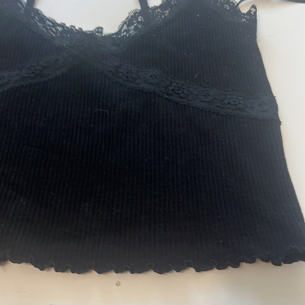 Forever 21 Small Cropped Black V Neck Lace Camisole Tank Top - Picture 3 of 5